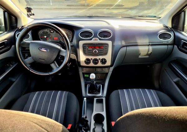 Ford Focus cena 11500 przebieg: 373000, rok produkcji 2010 z Prudnik małe 46